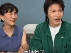 张伟丽曾把爸爸“打”到缺氧 {趣味}往事揭秘